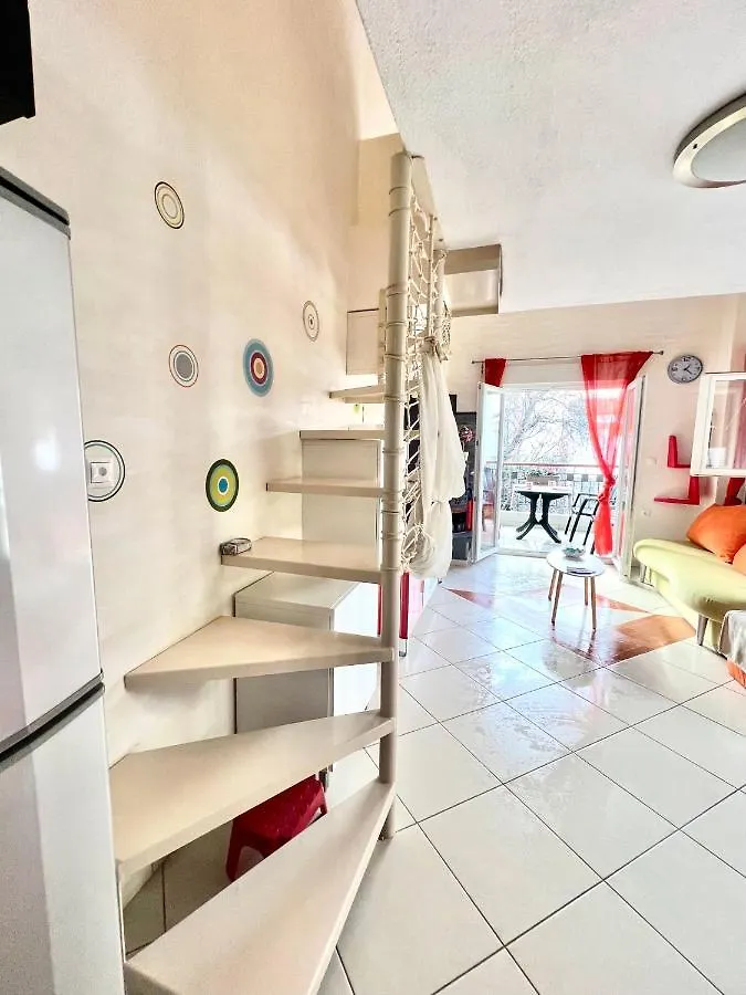 Case de vacanță Sea Side Malibu Villa Nikiti